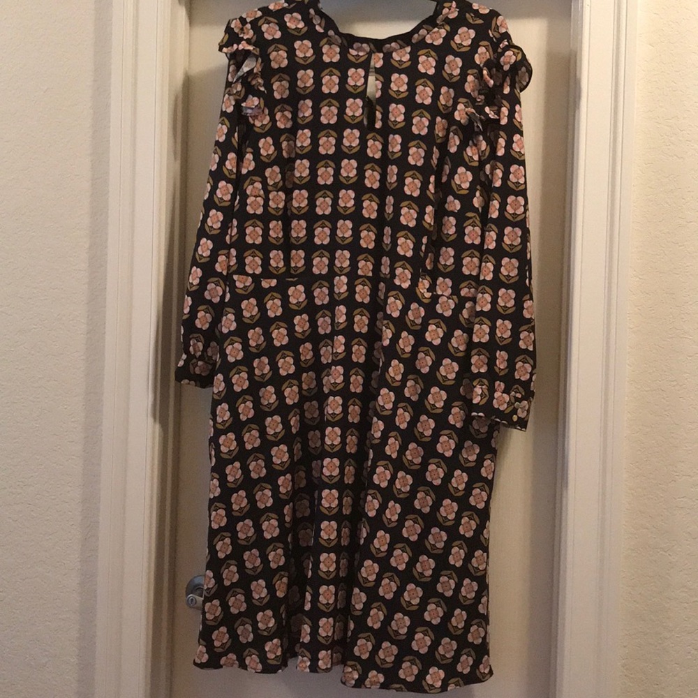 Eloquii flower keyhole maxi ruffle shoulder dress